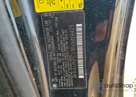 2011 BMW 135 I z USA, uszkodzony, nr VIN WBAUN7C51BVM24423